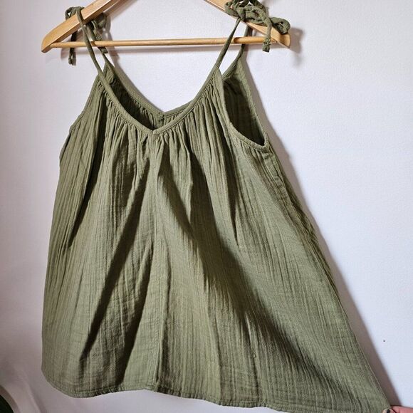 EUC OLD NAVY OLIVE SPAGHETTI STRAP SWING STYLE GAUZY TANK TOP SIZE SMALL - Picture 5 of 11